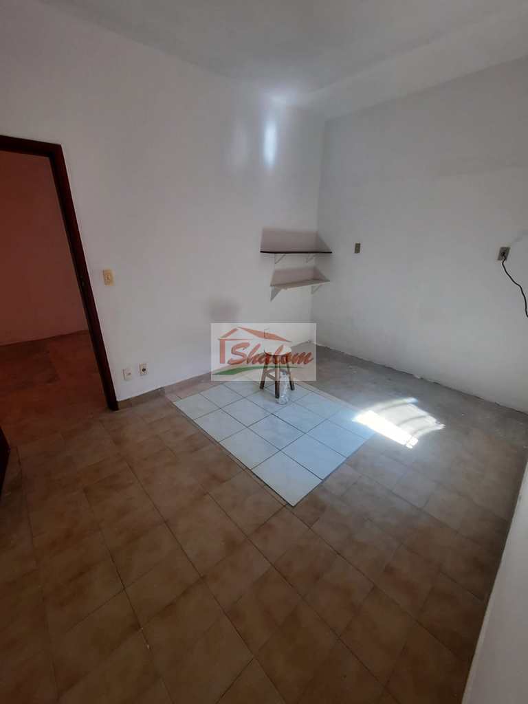 Casa em Caraguatatuba, no bairro Centro