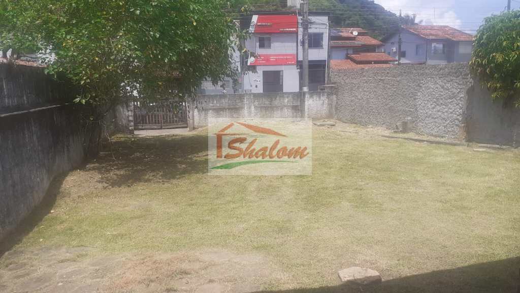 Casa em Caraguatatuba, no bairro Sumaré