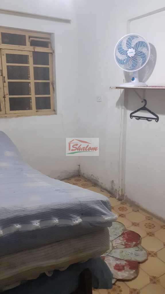 Casa em Caraguatatuba, no bairro Sumaré