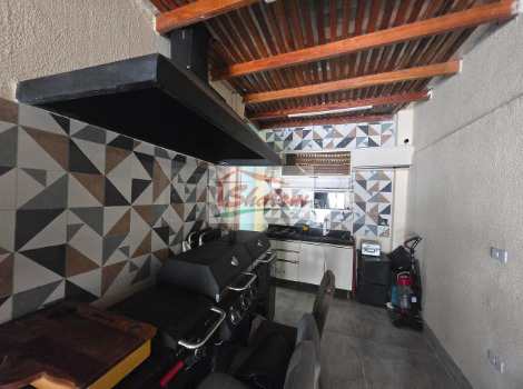 Casa em Caraguatatuba, no bairro Balneário dos Golfinhos