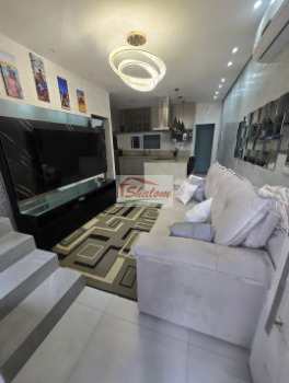 Casa em Caraguatatuba, no bairro Balneário dos Golfinhos