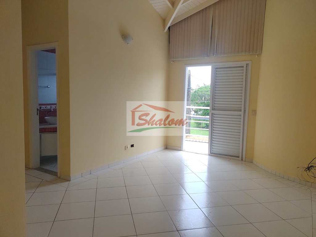 Sobrado em Caraguatatuba, no bairro Cidade Jardim
