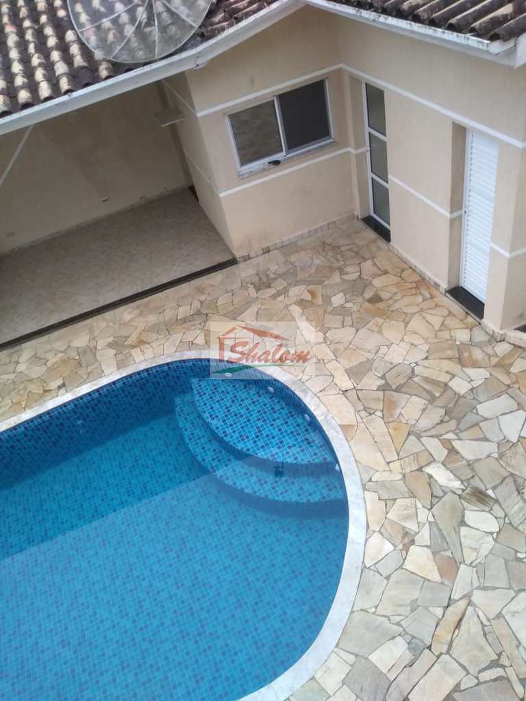 Sobrado em Caraguatatuba, no bairro Cidade Jardim