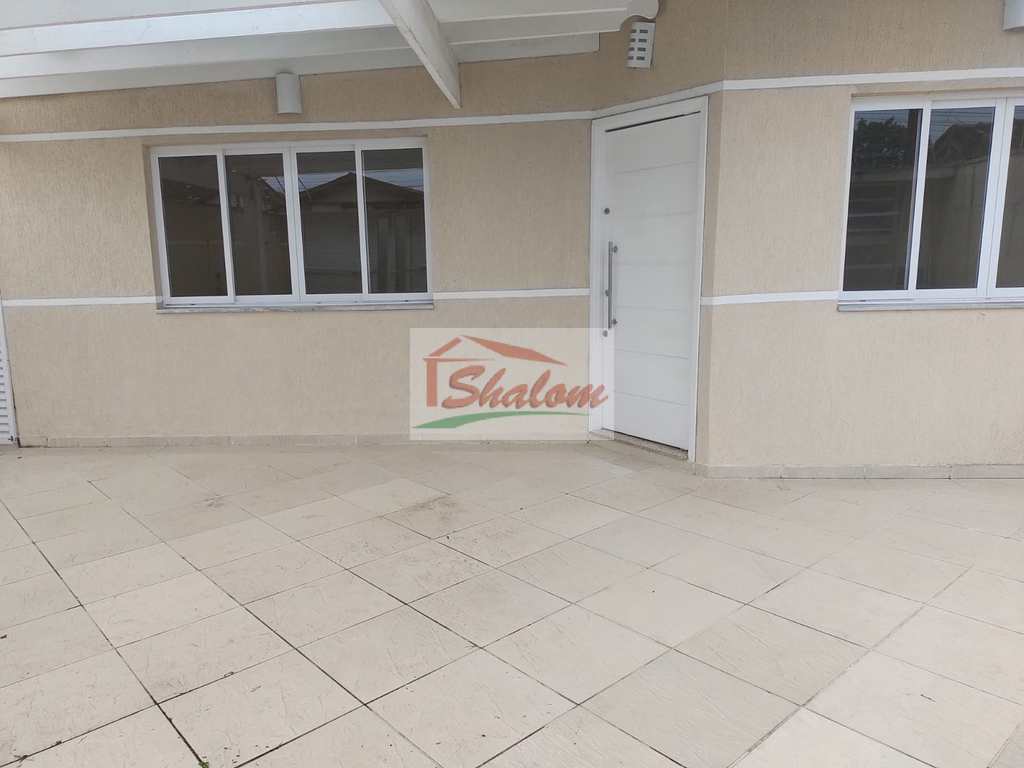 Sobrado em Caraguatatuba, no bairro Cidade Jardim