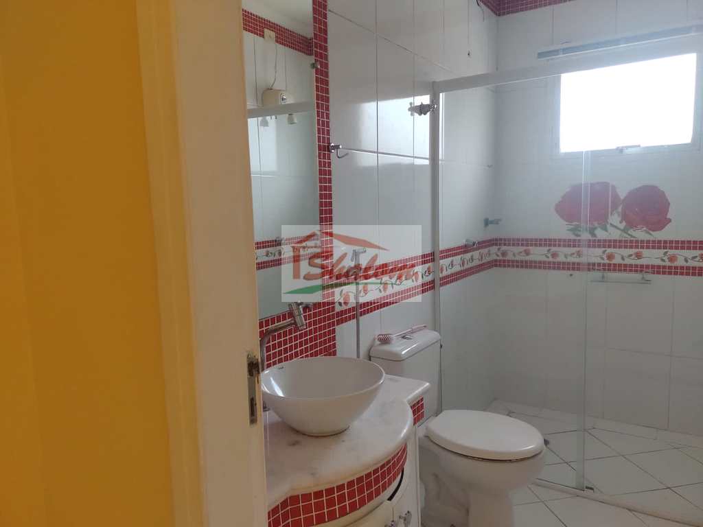 Sobrado em Caraguatatuba, no bairro Cidade Jardim