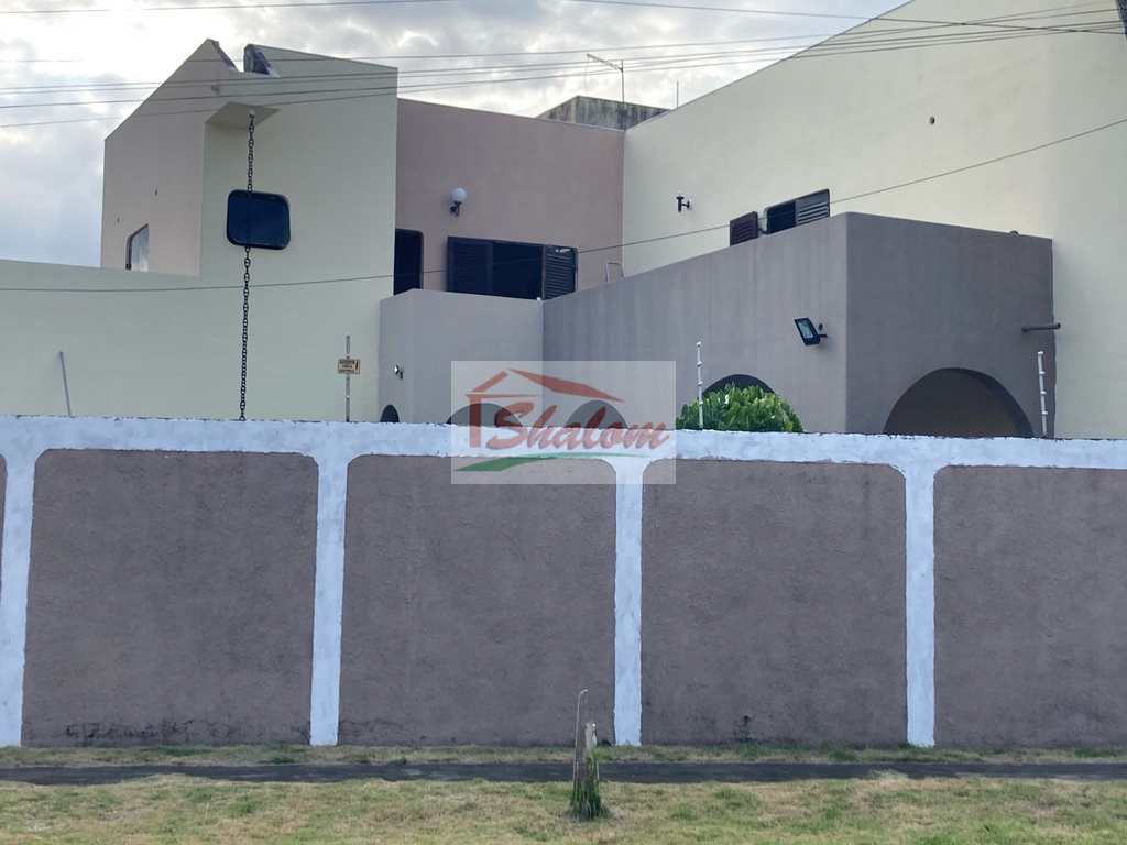 Sobrado em Caraguatatuba, no bairro Pontal de Santa Marina