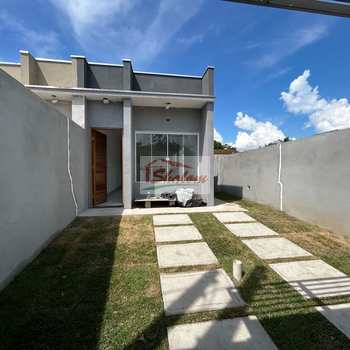 Casa em Caraguatatuba, bairro Balneário dos Golfinhos