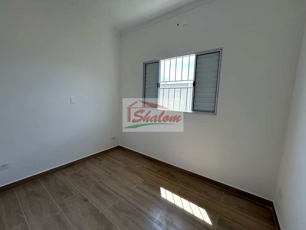 Casa em Caraguatatuba, no bairro Balneário dos Golfinhos