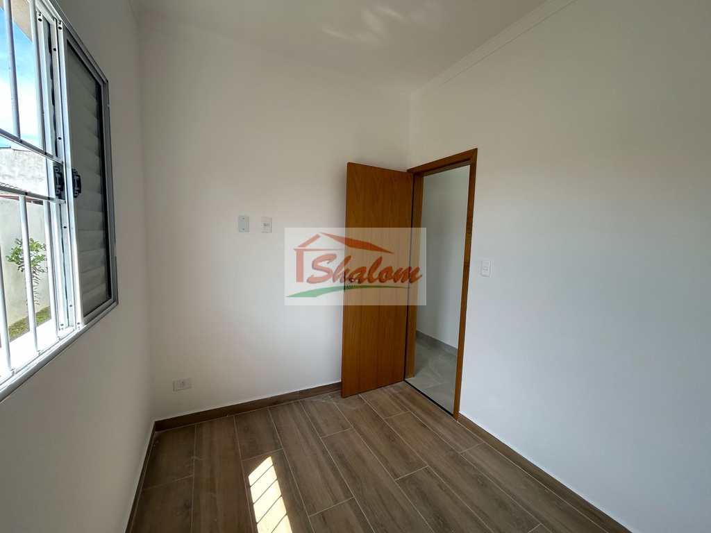 Casa em Caraguatatuba, no bairro Balneário dos Golfinhos