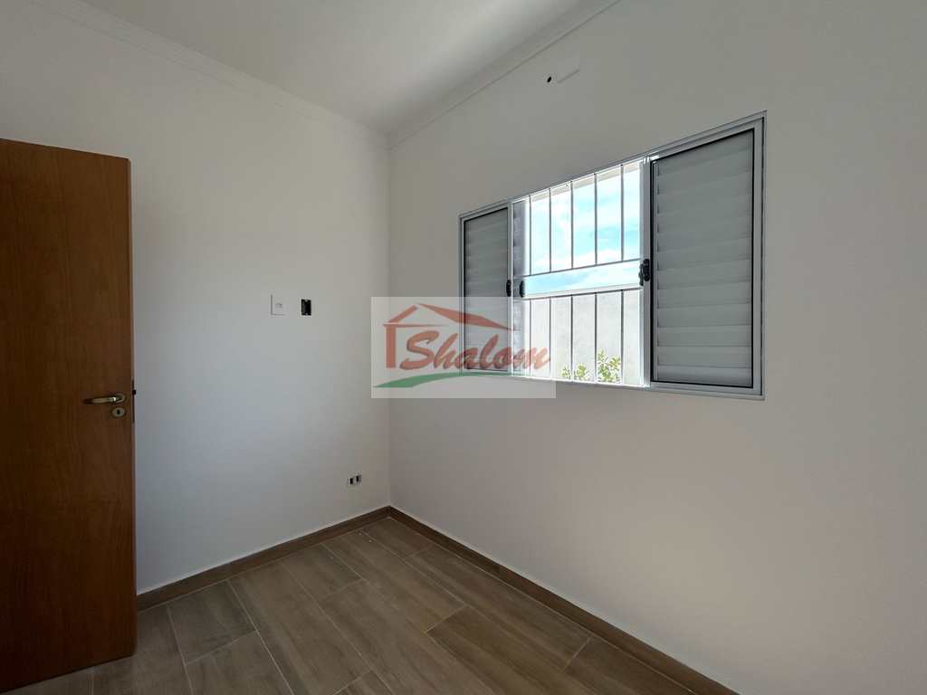 Casa em Caraguatatuba, no bairro Balneário dos Golfinhos