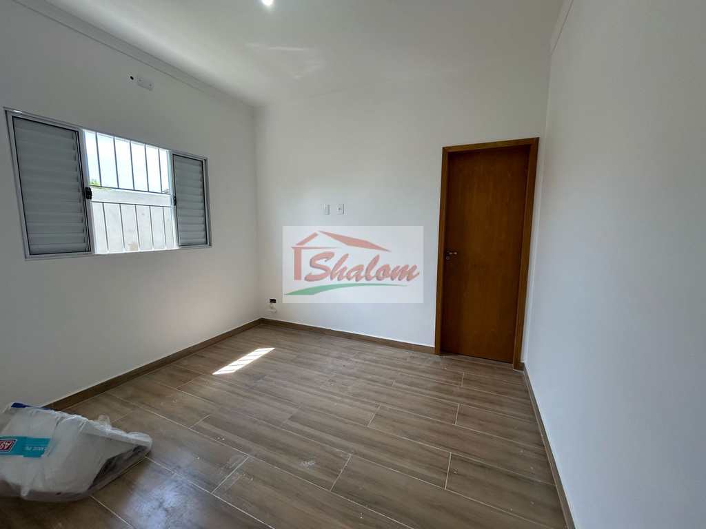 Casa em Caraguatatuba, no bairro Balneário dos Golfinhos