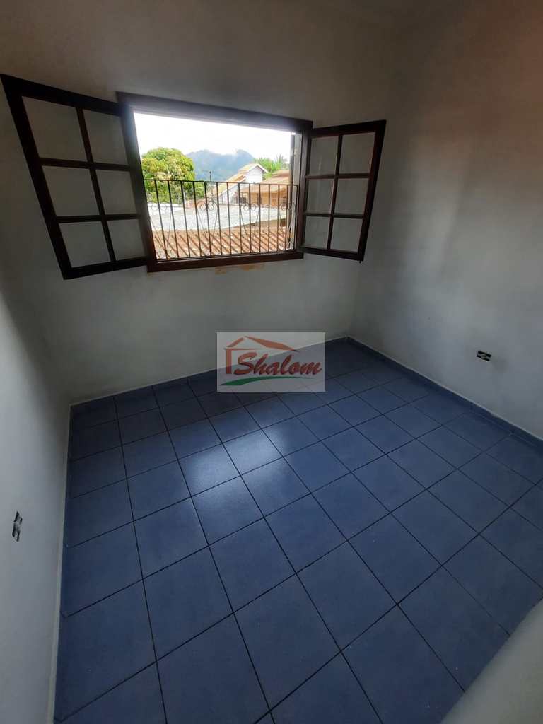 Sobrado Comercial em Caraguatatuba, no bairro Centro