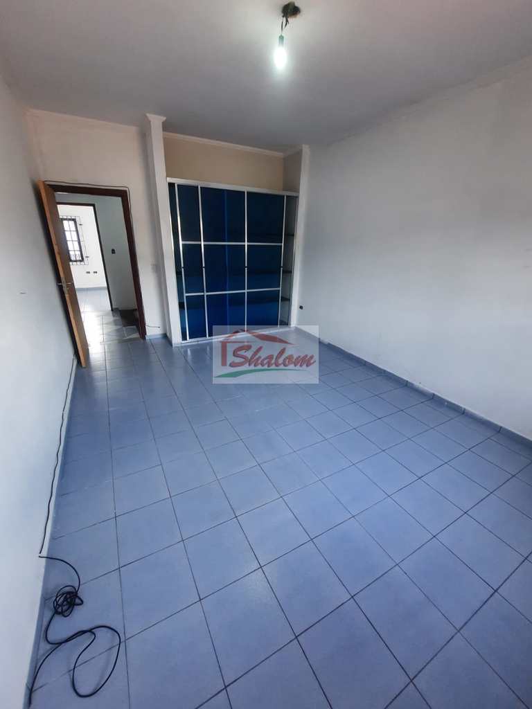 Sobrado Comercial em Caraguatatuba, no bairro Centro