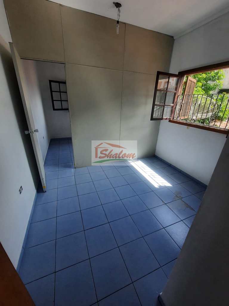 Sobrado Comercial em Caraguatatuba, no bairro Centro