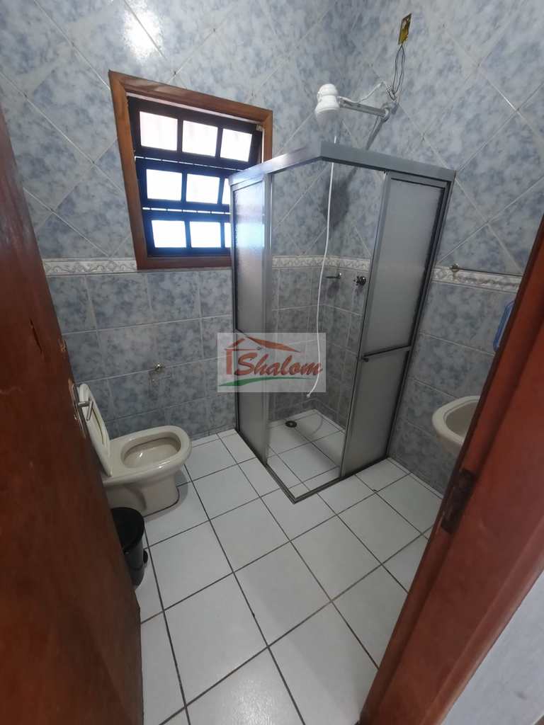 Sobrado Comercial em Caraguatatuba, no bairro Centro