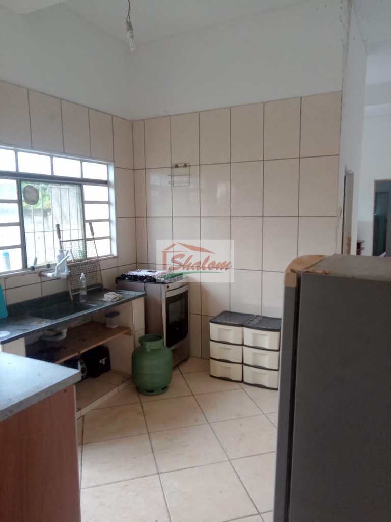 Casa em Caraguatatuba, no bairro Morro do Algodão