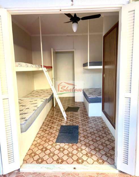 Casa em Caraguatatuba, no bairro Martim de Sá