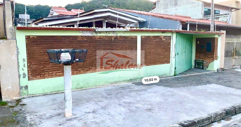 Casa em Caraguatatuba, no bairro Martim de Sá