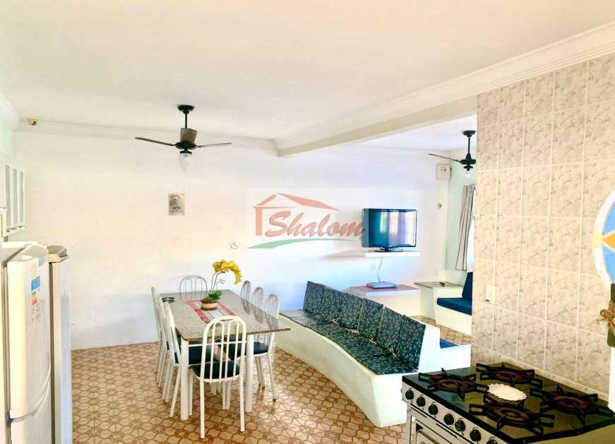 Casa em Caraguatatuba, no bairro Martim de Sá