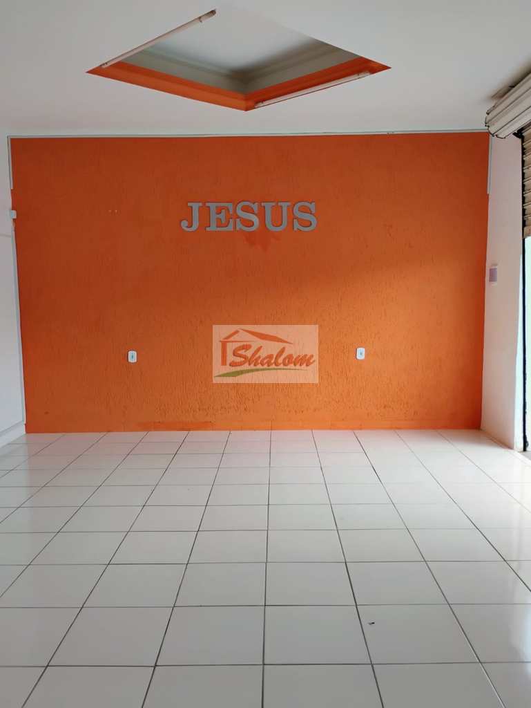 Conjunto Comercial em Caraguatatuba, no bairro Morro do Algodão