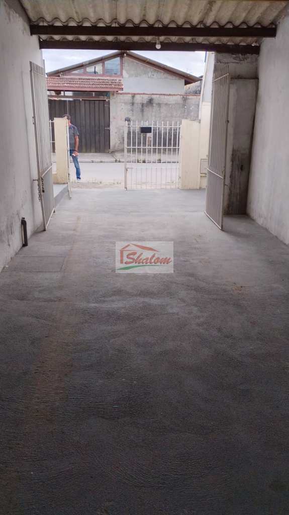Conjunto Comercial em Caraguatatuba, no bairro Morro do Algodão