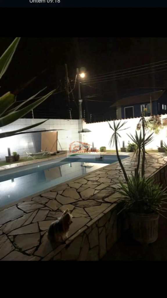 Casa em Caraguatatuba, no bairro Pontal de Santa Marina