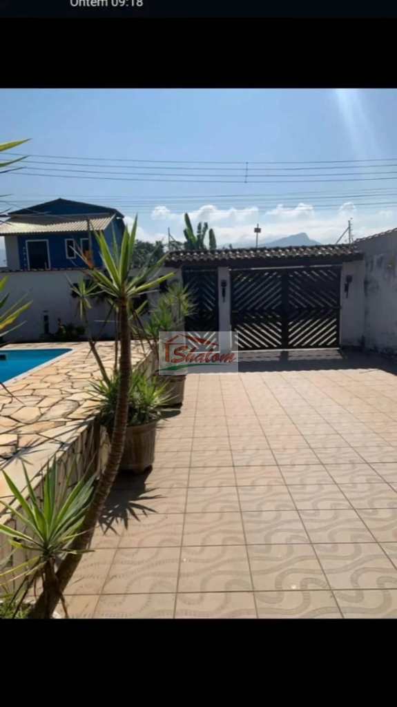 Casa em Caraguatatuba, no bairro Pontal de Santa Marina