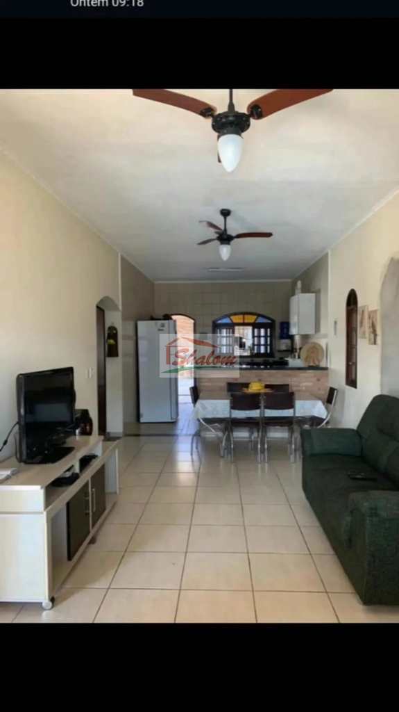 Casa em Caraguatatuba, no bairro Pontal de Santa Marina