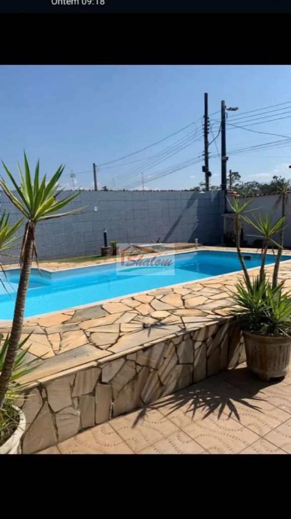Casa em Caraguatatuba, no bairro Pontal de Santa Marina
