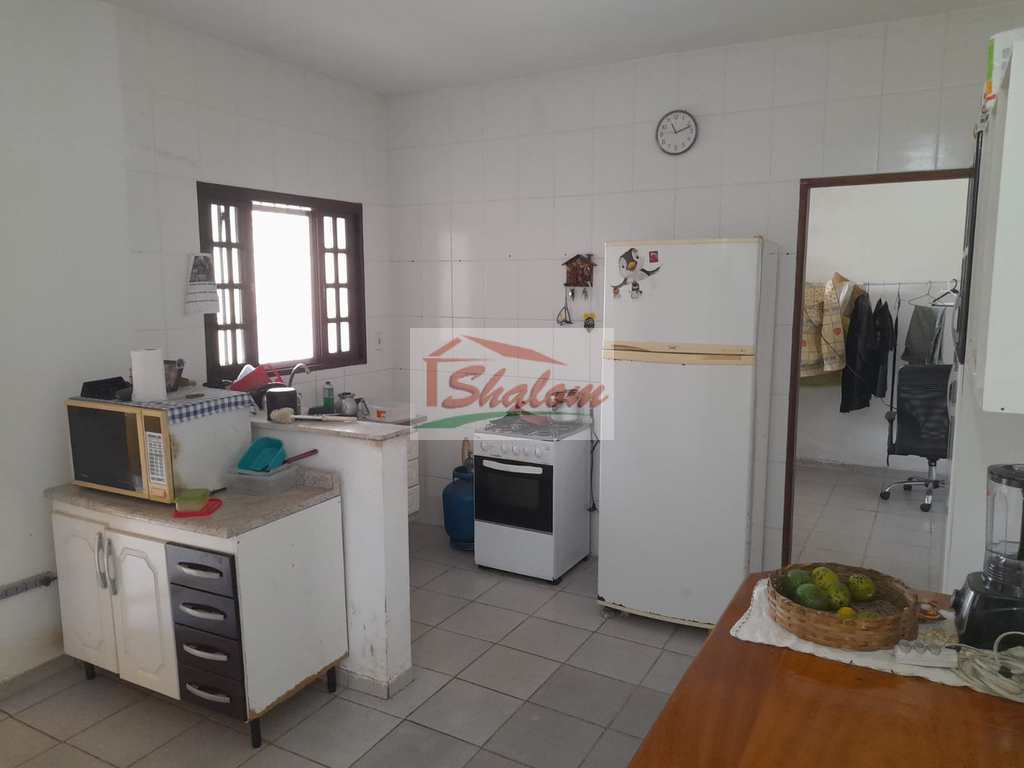 Casa em Caraguatatuba, no bairro Pontal de Santa Marina