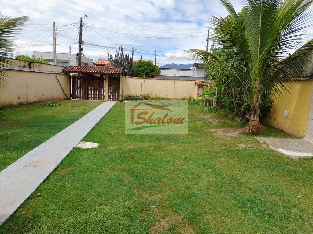 Casa em Caraguatatuba, no bairro Pontal de Santa Marina
