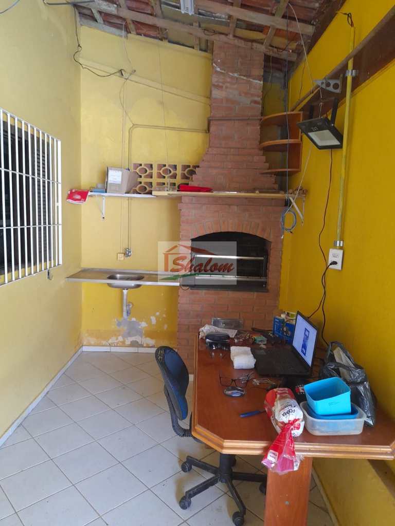 Casa em Caraguatatuba, no bairro Pontal de Santa Marina