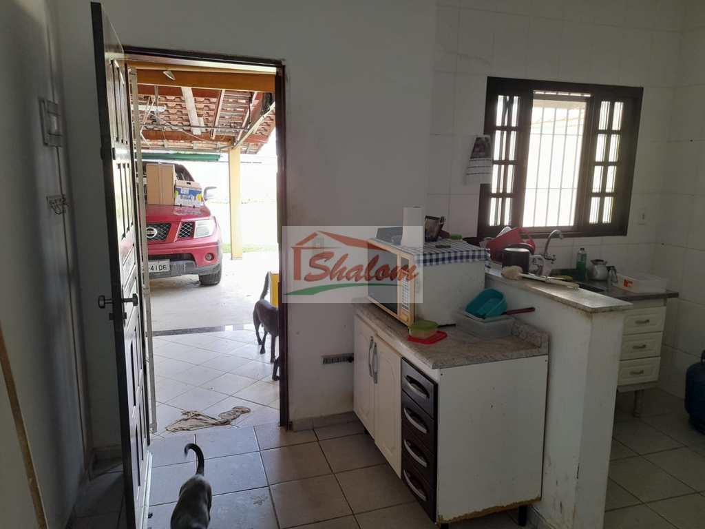 Casa em Caraguatatuba, no bairro Pontal de Santa Marina