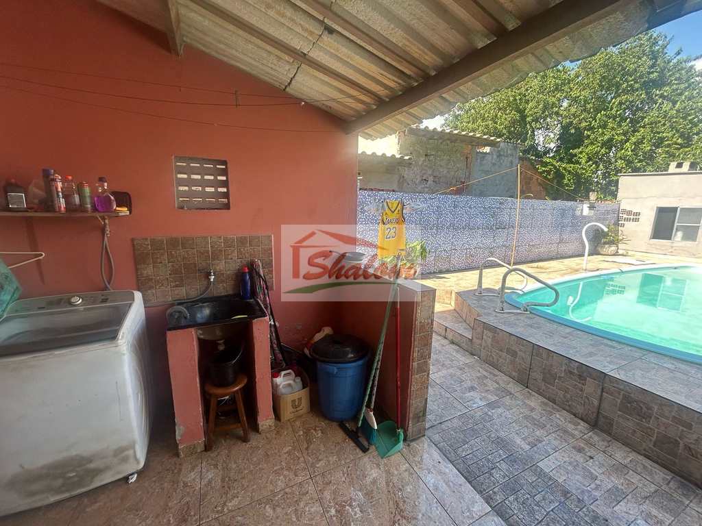 Casa em Caraguatatuba, no bairro Morro do Algodão