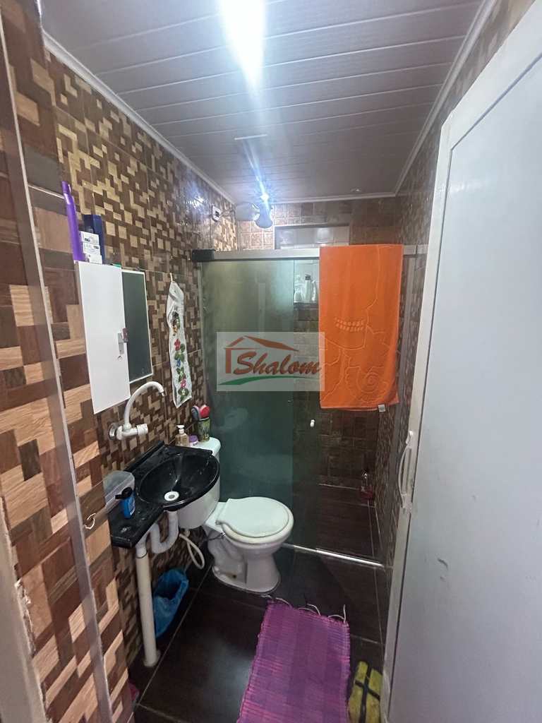 Casa em Caraguatatuba, no bairro Morro do Algodão
