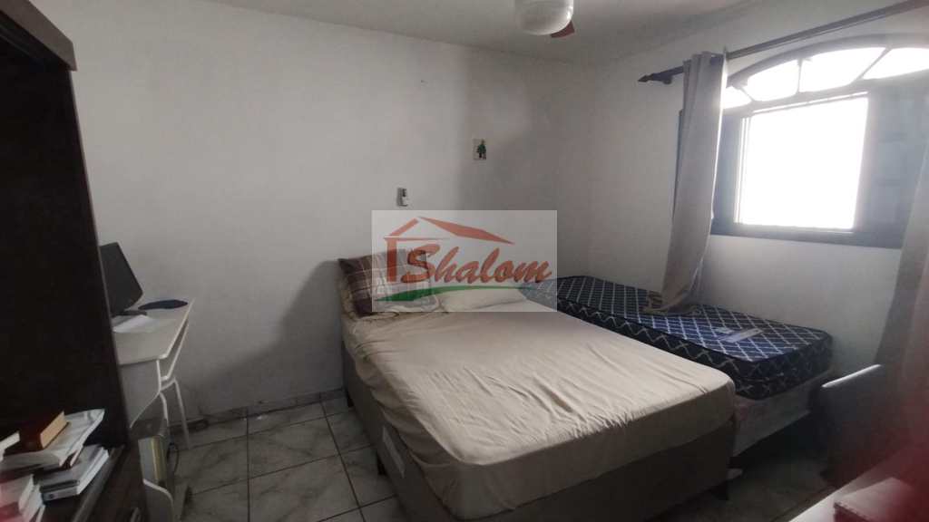 Casa em Caraguatatuba, no bairro Prainha