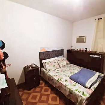 Apartamento em Santos, bairro Gonzaga