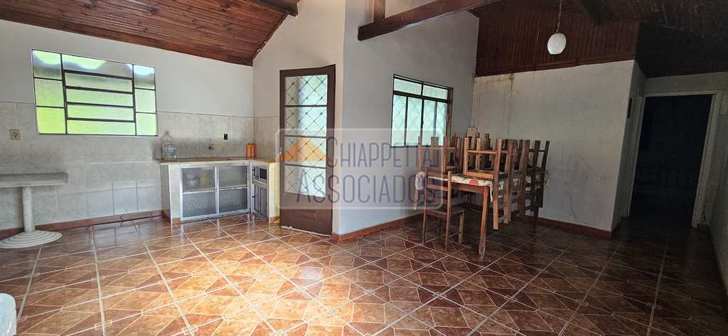 Chácara em Santa Maria da Serra, no bairro Centro