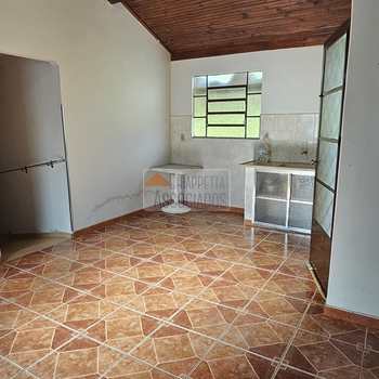 Chácara em Santa Maria da Serra, bairro Centro