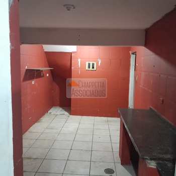 Casa Comercial em Santos, bairro Campo Grande