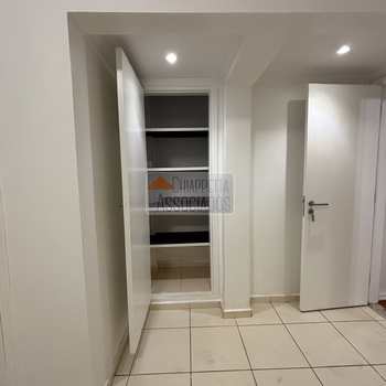 Apartamento em São Vicente, bairro Itararé