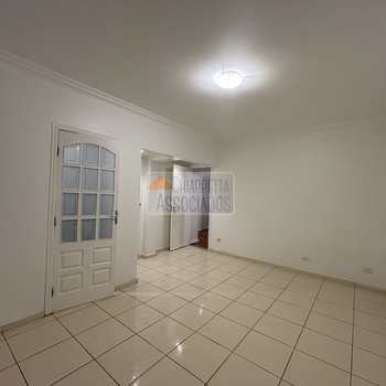 Apartamento em São Vicente, bairro Itararé