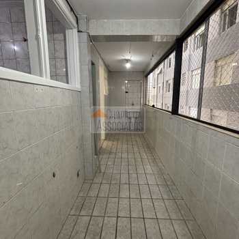 Apartamento em São Vicente, bairro Itararé