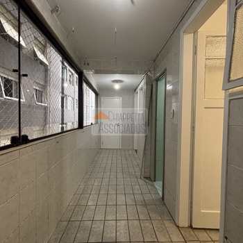 Apartamento em São Vicente, bairro Itararé