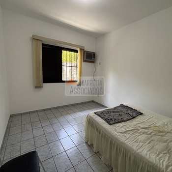 Casa de Condomínio em Praia Grande, bairro Sítio do Campo