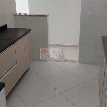 Apartamento em Santos, bairro Aparecida