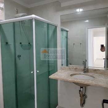 Apartamento em Santos, bairro Aparecida