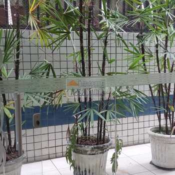 Apartamento em Santos, bairro Aparecida