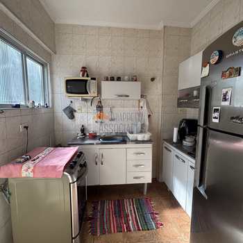 Apartamento em Santos, bairro José Menino