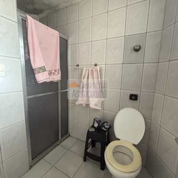 Apartamento em Santos, bairro José Menino